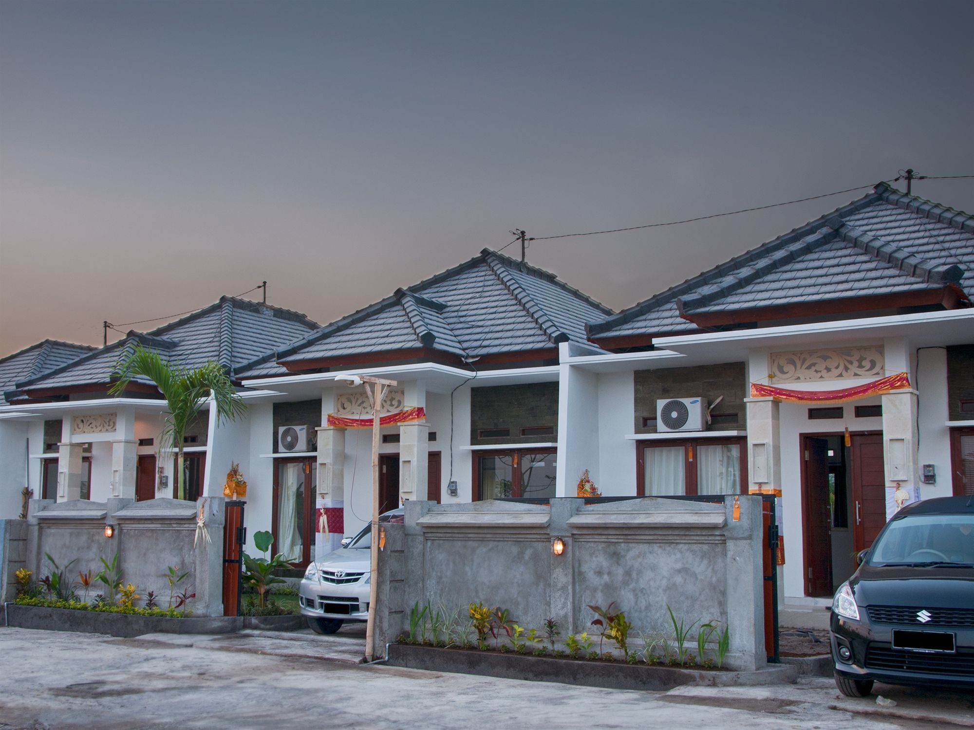 Villa Dencarik بوليلينغْ المظهر الخارجي الصورة